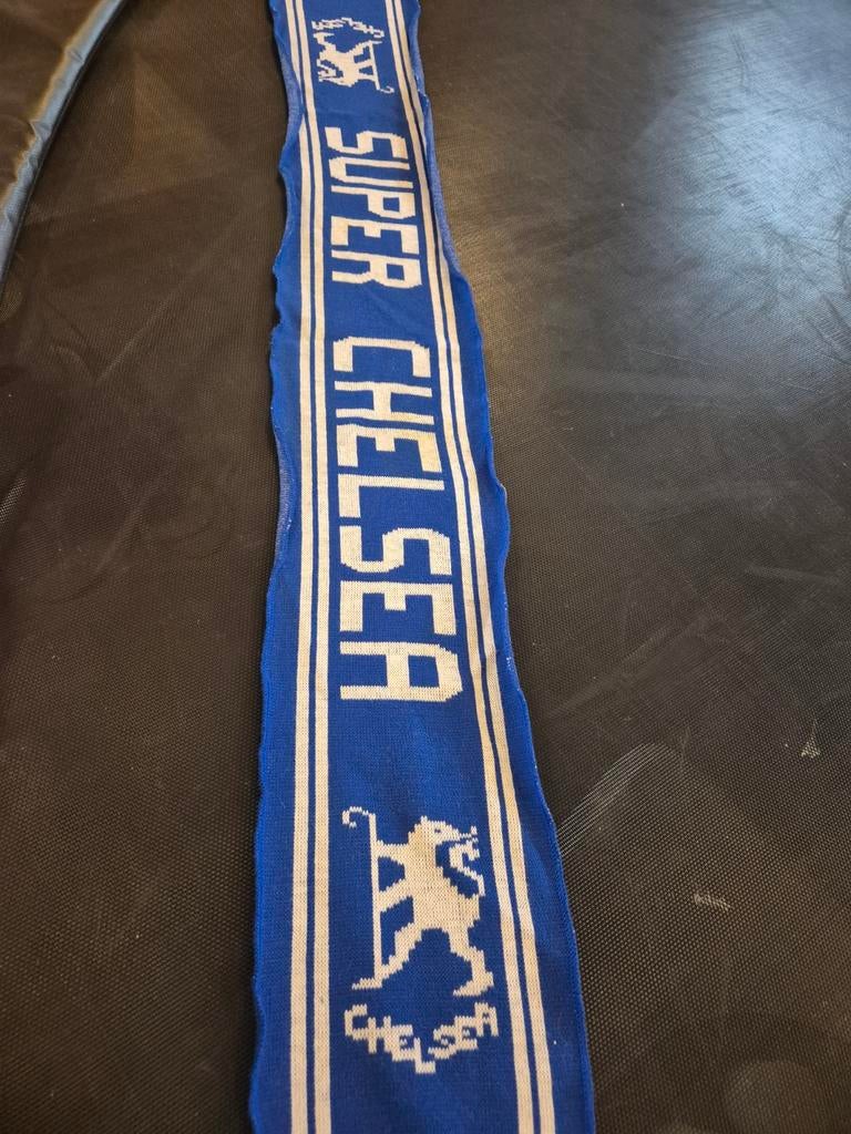 CHELSEA, Ophalen of Verzenden, Zo goed als nieuw, Buitenlandse clubs, Vaantje of Sjaal