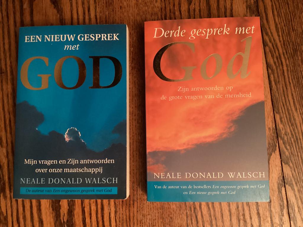 2 x Gesprek met God - Neale Donald Walsch., Boeken, Ophalen of Verzenden, Zo goed als nieuw