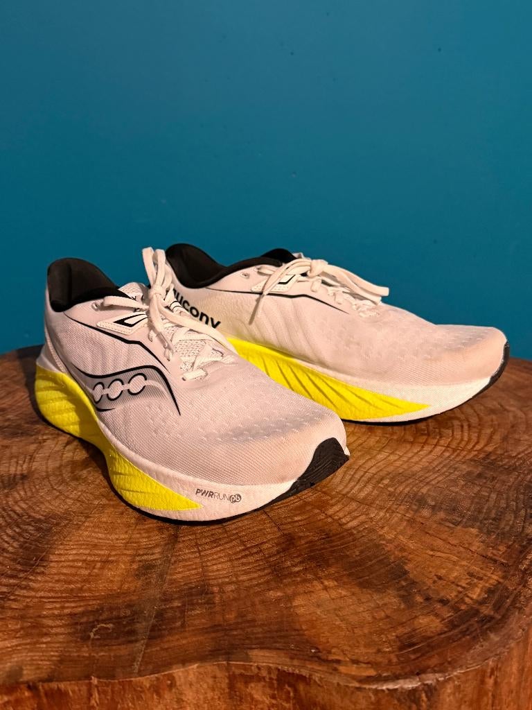 Saucony Triumph 22, Hardloopschoenen, Zo goed als nieuw, Hardlopen, Saucony