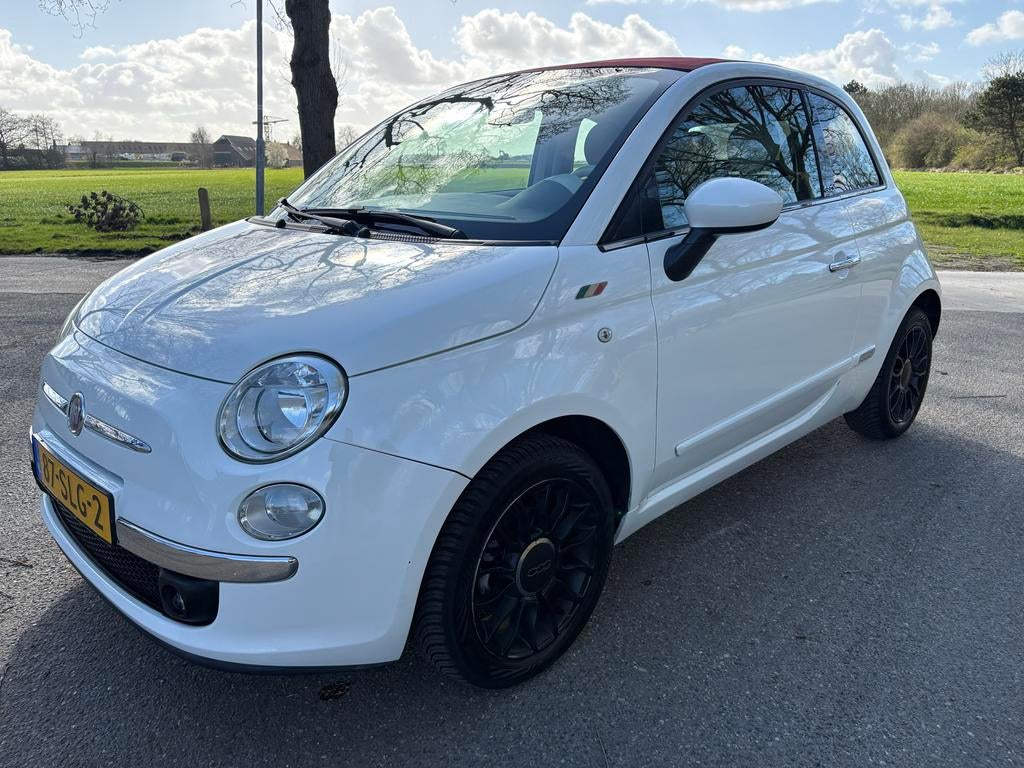 Fiat 500 1.2 Cabrio Automaat 2011 in zeer nette staat!, Euro 5, 4 cilinders, Leder en Stof, Wit