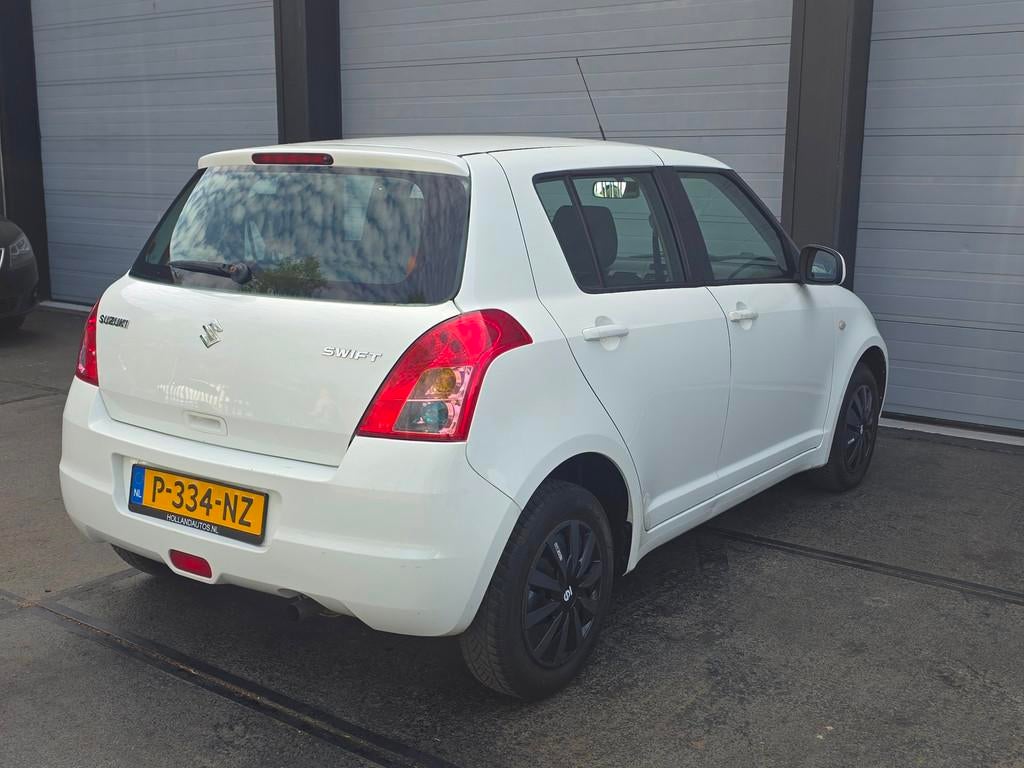 Suzuki Swift 1.3 16V, 5 deurs, zuinig, goed rijdend, Auto's, Suzuki, Voorwielaandrijving, Stof, Zwart, 400 kg