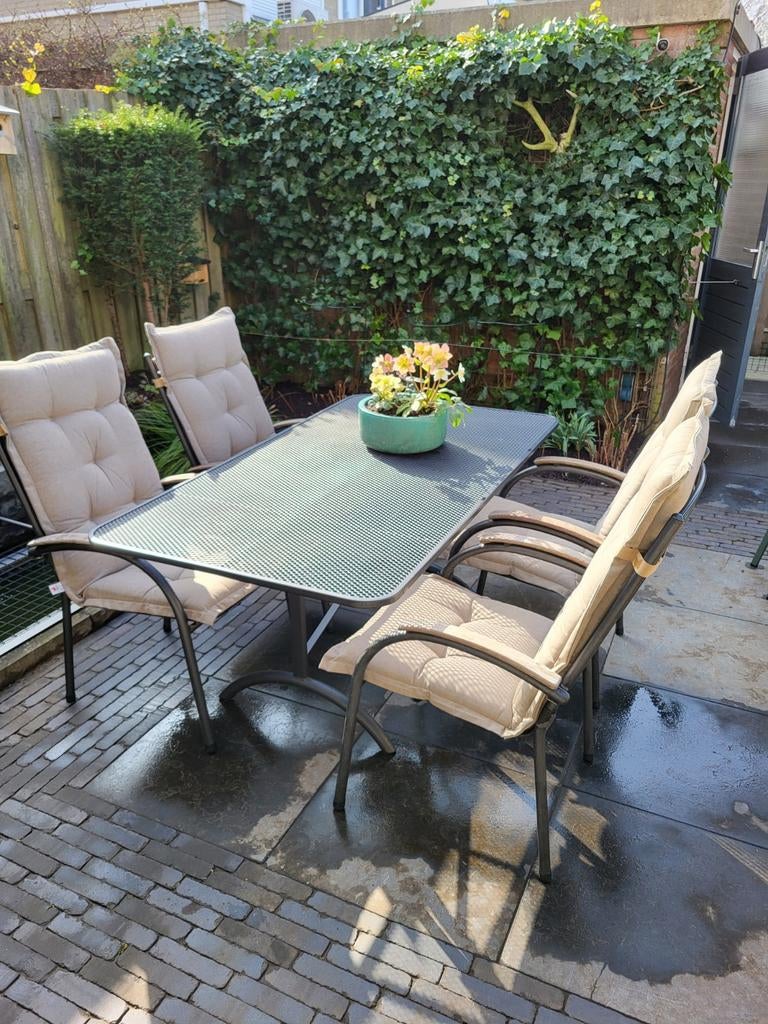 Royal Garden tuinset met z.g.a.n. kussens, Tuin en Terras, Tuinsets en Loungesets, Ophalen, Gebruikt, Tuinset, Eettafel