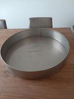 Decoratieschaal, Ophalen