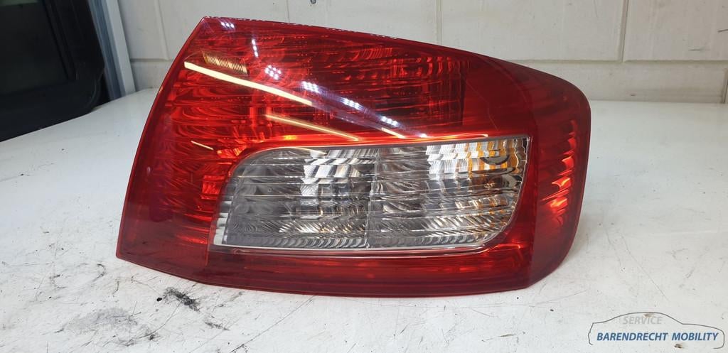 Achterlicht rechts Peugeot 407 Sedan 9689089080 origineel ge, Auto-onderdelen, Taurusavenue 1
2132 LS  Hoofddorp, NL, Gebruikt