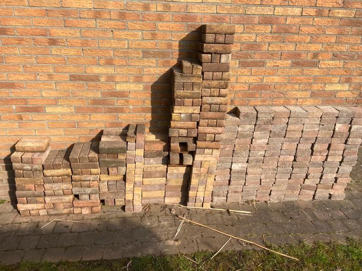 Klinkers gratis ongeveer 35m2, Tuin en Terras, Tegels en Klinkers, Gebruikt, Klinkers, Beton, 10 m² of meer, Gestraald, Ophalen