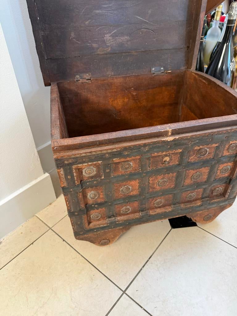 Houten Schatkist op Wieltjes - Uniek en Decoratief, Huis en Inrichting, Woonaccessoires | Kisten, Ophalen, Minder dan 50 cm, Gebruikt