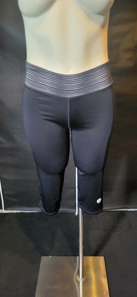 3/4 legging zwart nieuw maat M, Maat 38/40 (M), Leontien, Zwart, Nieuw