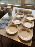 Vintage Servies Amsterdam diepe borden, servetten, koffiekan, Ophalen