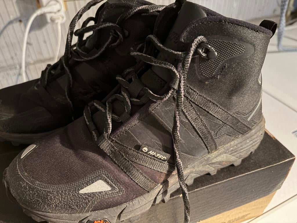 Hi-Tec Wandelschoenen - Zwart, Maat 37, Ophalen of Verzenden, Gebruikt, Schoenen