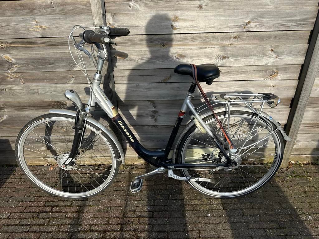 Gazelle Damesfiets - Achterband lek, spatbord los, Versnellingen, Ophalen of Verzenden, Gazelle, Trommelrem