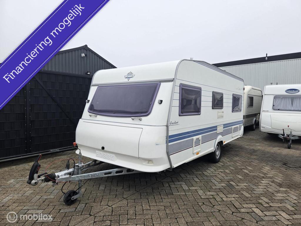 Hobby 495 voortent rondzit + Frans bed inruil mogelijk, Caravans en Kamperen, Rondzit, Hobby, Bedrijf, Gascomfoor