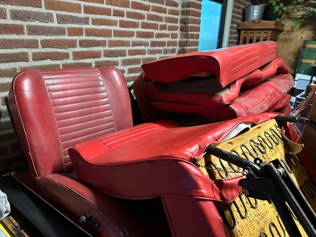 Daf44 / Daf55 interieur rood, 2sets, waarvan 1 supergoed, Ophalen, Gebruikt, Overige automerken