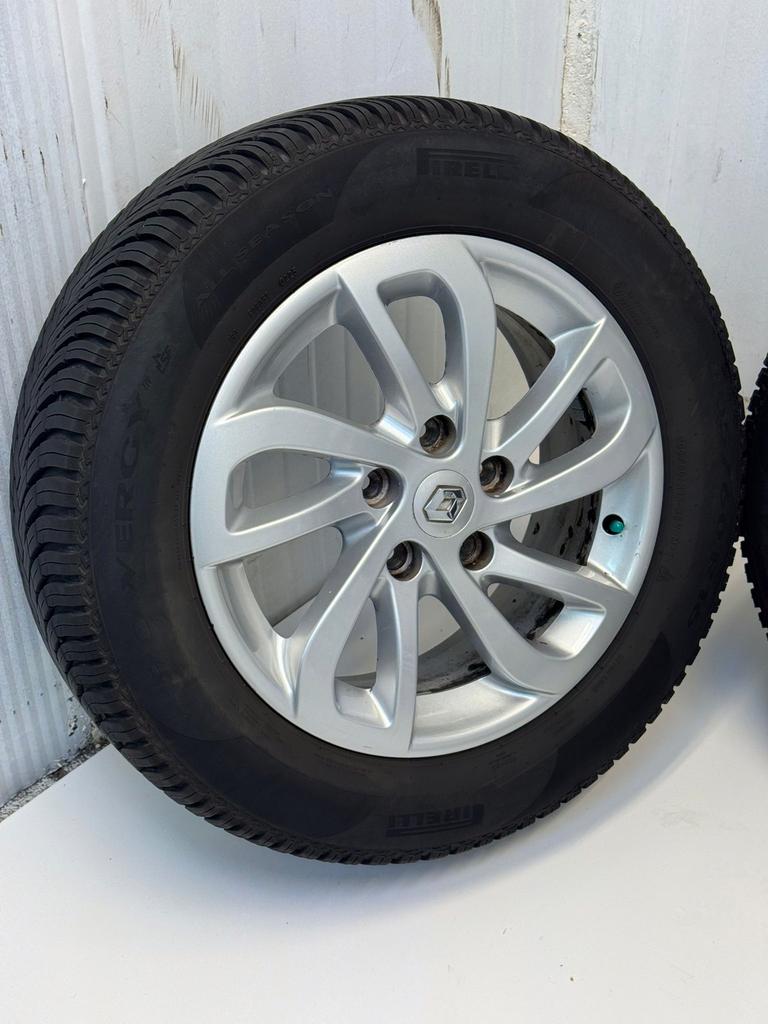 Org. 205/60R16 bj.2014 Renault Grand Scenic sportvelgen set, Auto-onderdelen, Banden en Velgen, Gebruikt, 16 inch, Banden en Velgen