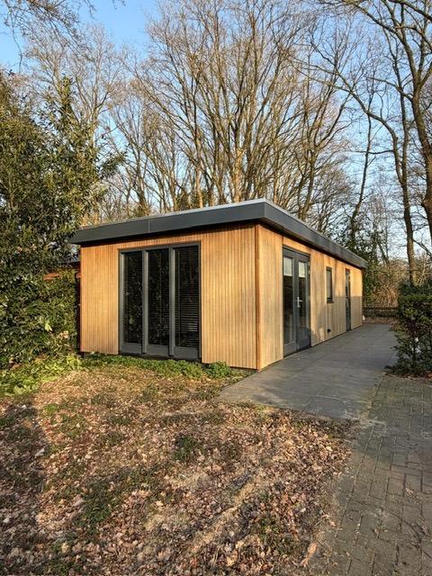 Instapklaar chalet Heumensbos, Caravans en Kamperen, Stacaravans, tot en met 4, Ophalen