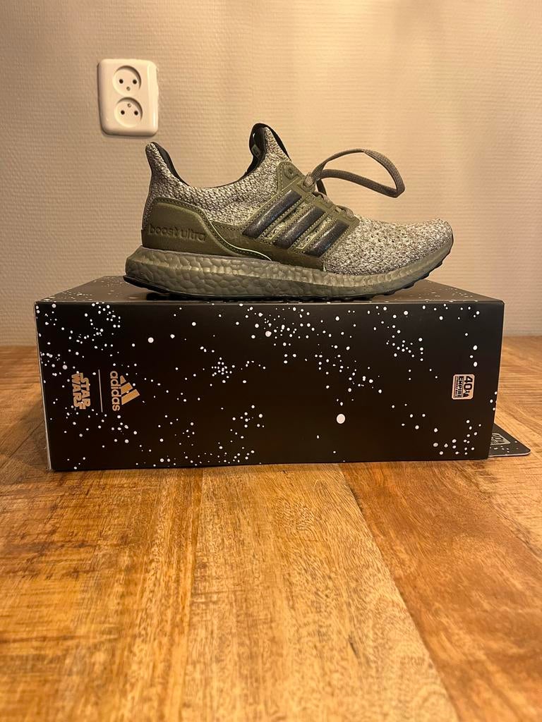 Adidas Ultraboost Star Wars Yoda - Maat 41 1/3, Ophalen, Overige kleuren, Nieuw, Sneakers of Gympen