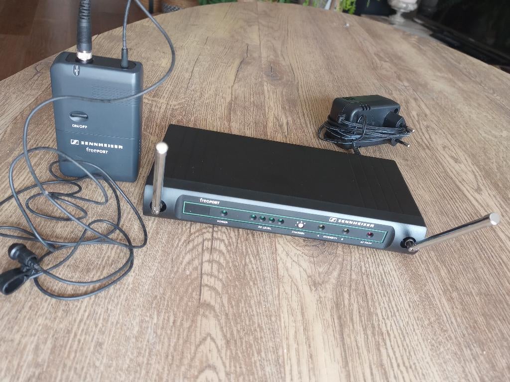Sennheiser draadloos Freeport Em1-c set, 863-865 Mhz, Muziek en Instrumenten, Microfoons, Ophalen of Verzenden, Zangmicrofoon