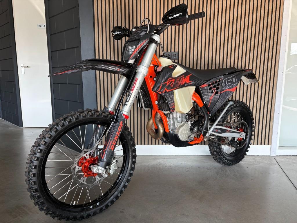 Ktm 450 EXC 2023 *BTW* Akrapovic, WP Trax ve, 450 cc, Stallhofnerstraße 3, 5230 Mattighofen, Austria, Bedrijf, Enduro
