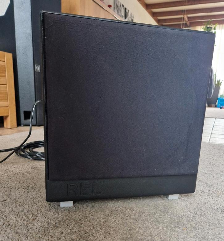 REL Q100E-X, Audio, Tv en Foto, Luidsprekers, Zo goed als nieuw, Subwoofer, 120 watt of meer, Overige merken, Ophalen