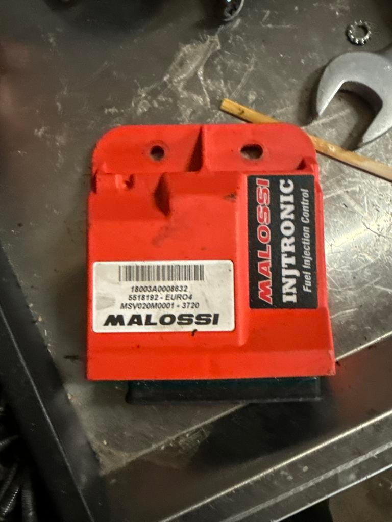 Malossi ECU Euro 4 - Injectie Controle Unit, Fietsen en Brommers, Brommeronderdelen | Scooters, Gebruikt, Overige merken, Overige typen