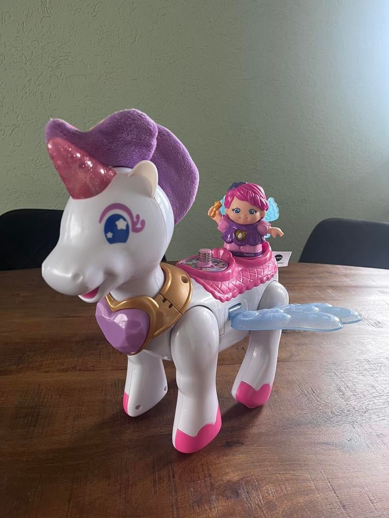 VTech Vrolijke Vriendjes de Magische Eenhoorn met prinses, Ophalen, Zo goed als nieuw