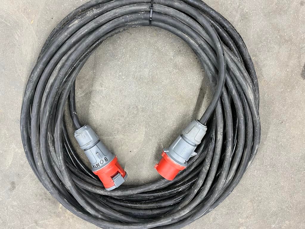30 meter 32A CEE verlengkabel. 5G6mm2., Doe-het-zelf en Verbouw, Elektra en Kabels, Ophalen, Gebruikt, Kabel of Snoer