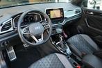 Volkswagen T-Roc 1.5 TSI R-Line 150PK Dsg Pano Navi Virtual, Zwart, 4 cilinders, 150 pk, Alcantara
