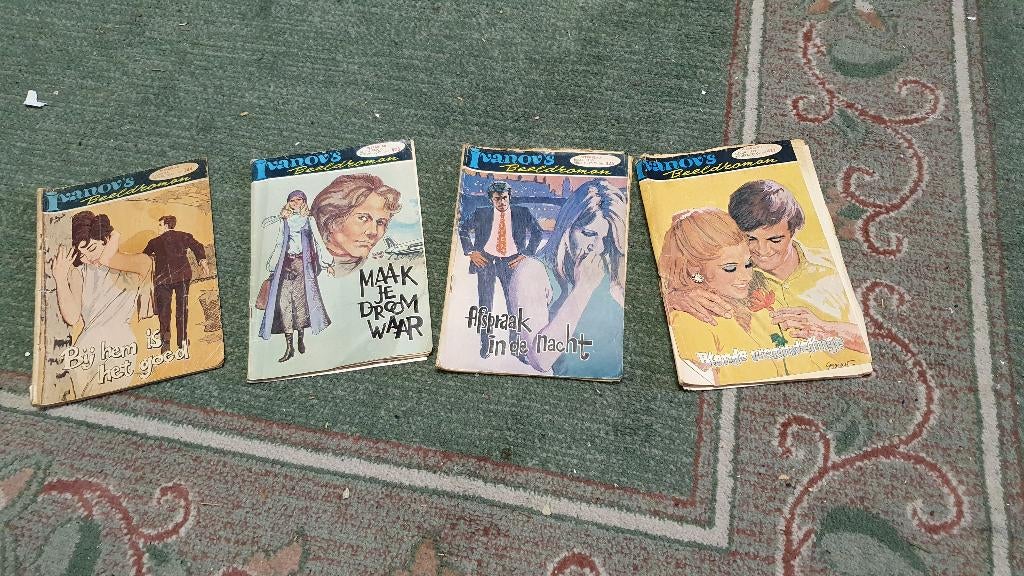 ivanovs beeldroman, Boeken, Stripboeken, Meerdere stripboeken, Ophalen of Verzenden, Gelezen