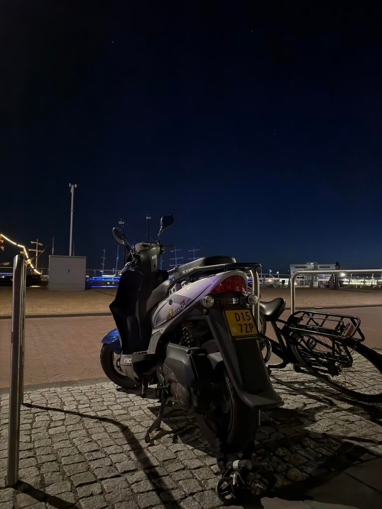 Kymco agility 50cc defect gratis ophalen batavia, Fietsen en Brommers, Scooters | Kymco, Ophalen, Gebruikt, Overige modellen, Maximaal 45 km/u