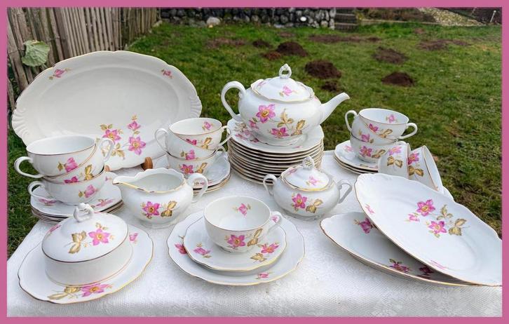 Brocant ontbijtservies high tea servies bordjes kopjes, Antiek en Kunst, Antiek | Servies compleet, Ophalen of Verzenden