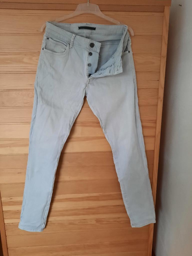 ASHES TO DUST lichtgrijze jeans Size 34, Overige jeansmaten, Ashes to dust, Ophalen of Verzenden, Zo goed als nieuw