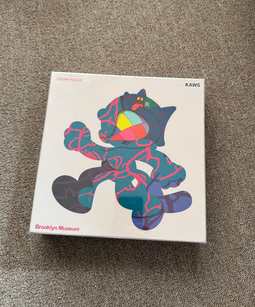 Kaws Ankle Bracelet Puzzle Brooklyn Museum, Verzenden