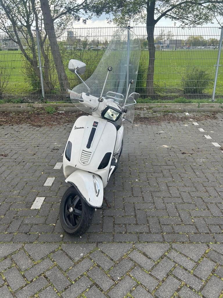 vespa s 2 takt 70 cc!! pia gereviseerd blok malossi/polini, Tweetakt, 70 cc, Ophalen of Verzenden, Zo goed als nieuw