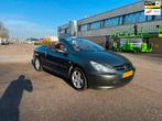 Peugeot 307 CC 2.0-16V 1e eigenaar!, Auto's, Peugeot, Gebruikt, 4 cilinders, Cabriolet, 4 stoelen