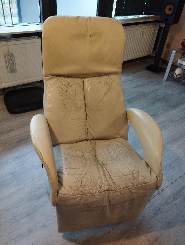 JORI Fauteuil GRATIS AF TE HALEN IN EINDHOVEN (Wit Leer), Ophalen, Gebruikt, 50 tot 75 cm, Leer