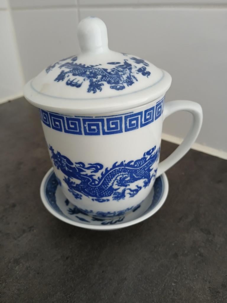 Vintage Chinese theepot met drakenmotief, Antiek en Kunst, Antiek | Porselein, Ophalen of Verzenden