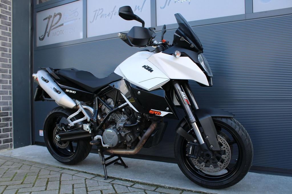 KTM 990 SMT Supermoto T (2012) *Akrapovic*, Motoren, Motoren | KTM, 2 cilinders, KTM, Motorrijbewijs A, Bedrijf