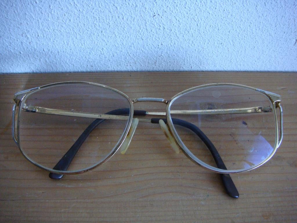 Heel ouderwets montuur, Ophalen of Verzenden, Gebruikt, Bril, Overige merken