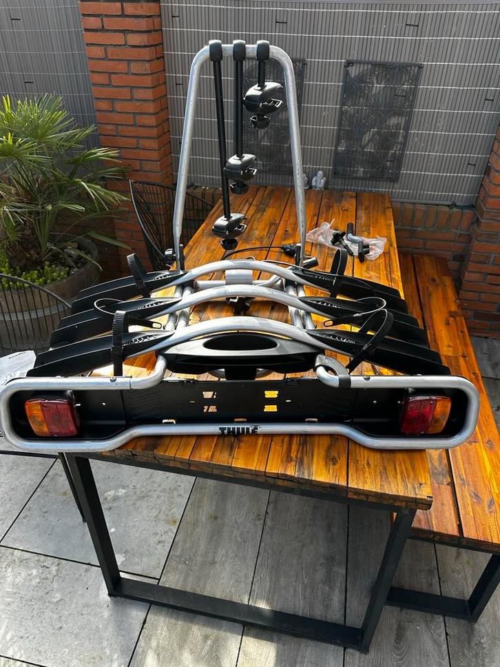 Thule EuroWay 947 fietsendrager voor 3 fietsen, Auto diversen, Fietsendragers, Gebruikt, Trekhaakdrager, 3 fietsen of meer, Ophalen of Verzenden