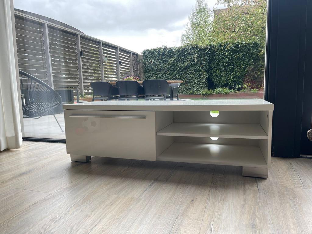 TV meubel - Hooglans wit - 120x37x45 cm, Huis en Inrichting, Kasten | Televisiemeubels, Ophalen, Gebruikt, 100 tot 150 cm, Minder dan 100 cm