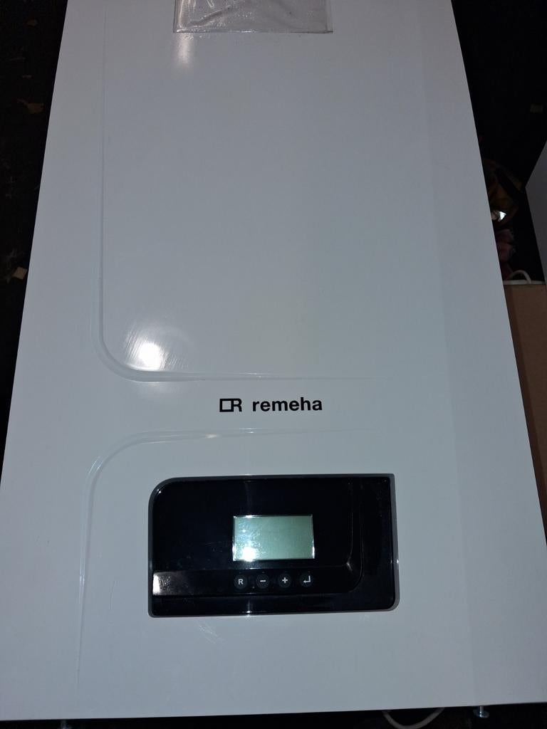 Remeha avanta Ace 35c cw5 bj 2022, Doe-het-zelf en Verbouw, Verwarming en Radiatoren, Ophalen, Minder dan 60 cm, Cv-ketel of Combi-ketel