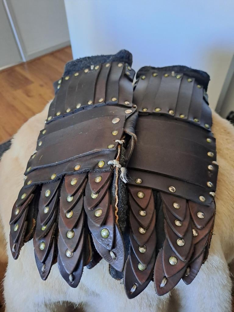 Te Koop: Leren Scale Handschoenen LARP., Ophalen of Verzenden