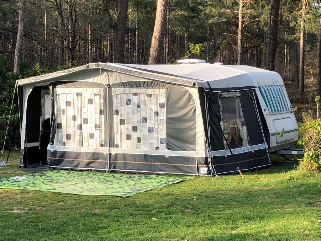 Prima oude caravan, Ringverwarming, Rondzit, Omvormbare zithoek, 750 - 1000 kg