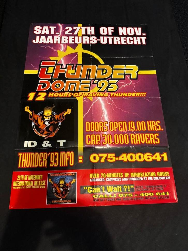 Thunderdome ’93 Poster – 70 x 40 cm (Hardcore /  Gabber), Verzamelen, Posters, Gebruikt, Film en Tv, A1 t/m A3, Ophalen