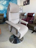 Meubelzorg staopstoel met relax functie 3 motoren, Ophalen of Verzenden, Zo goed als nieuw, Leer, In meer kleuren