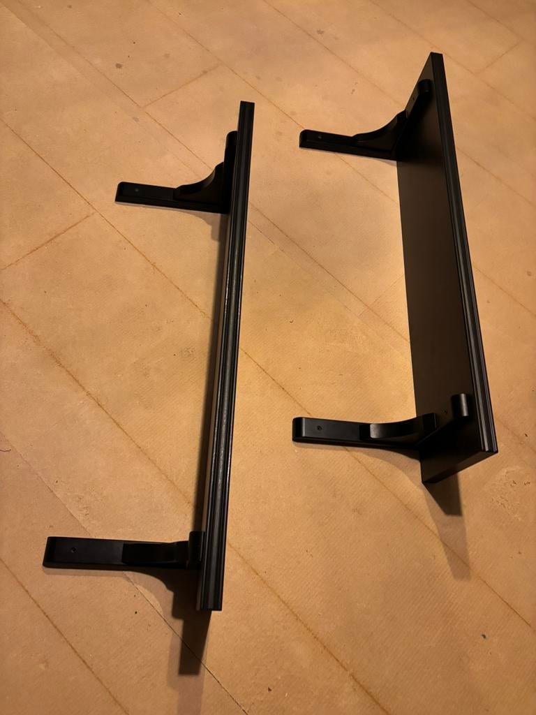 2 x bergshult plank + dragers ikea, Ophalen of Verzenden, Zo goed als nieuw