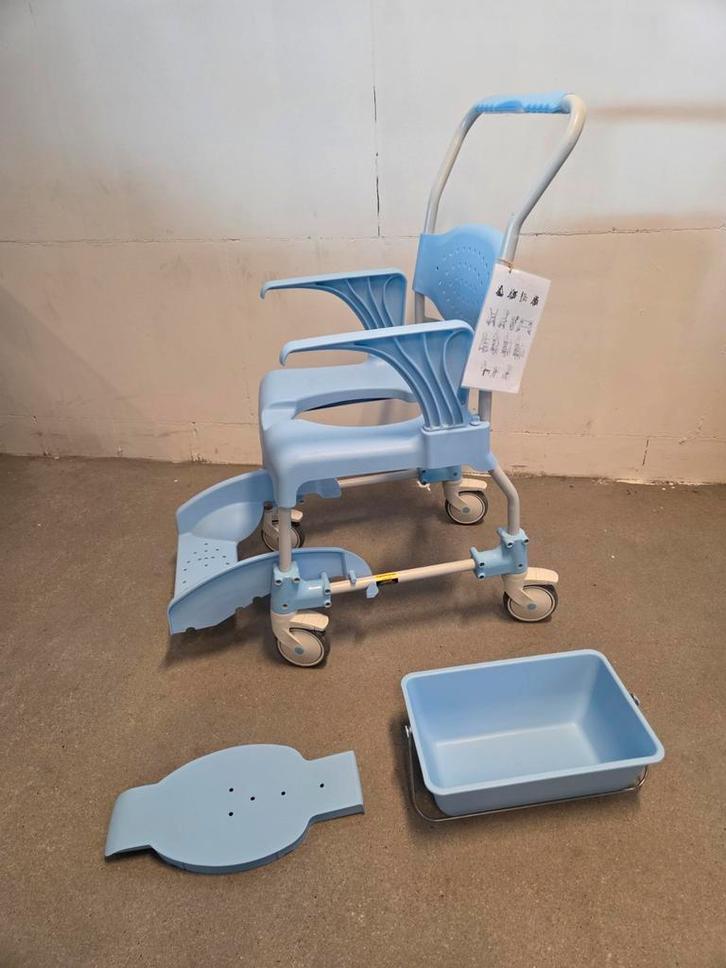 Postoel / douchestoel op wielen, Diversen, Verpleegmiddelen, Ophalen