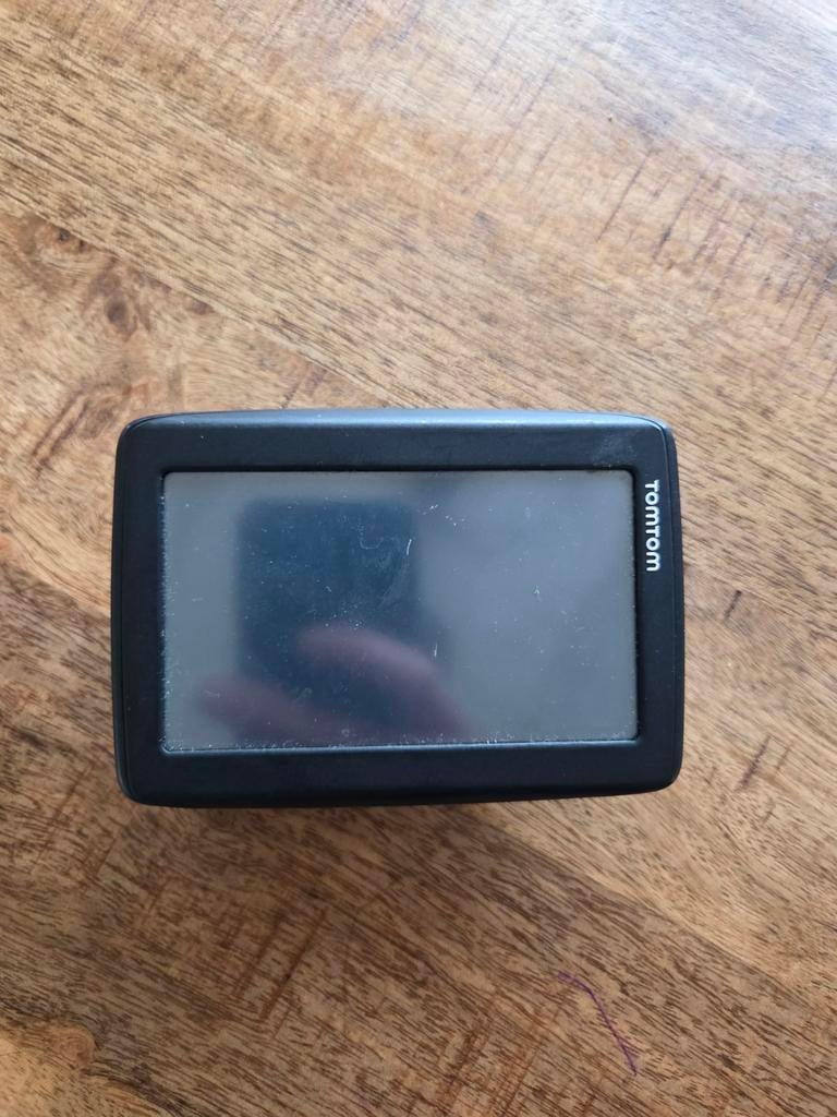 TomTom navigatiesysteem (Model 4EN42 Z1230), Auto diversen, Autonavigatie, Ophalen, Gebruikt