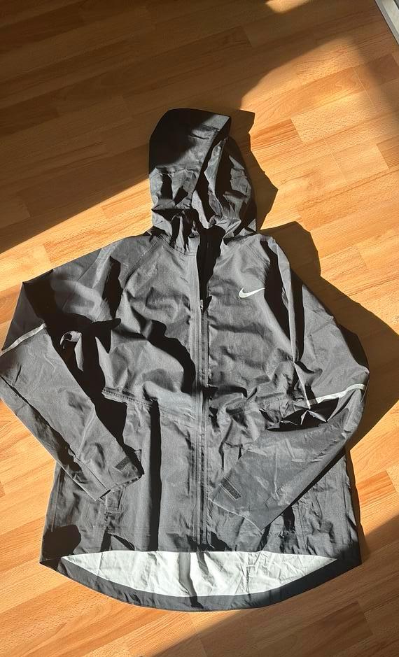 Hardloop Zonal Aeroshield Jas Dames Maat L, Ophalen of Verzenden, Nieuw, Maat 42/44 (L), Zwart