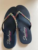 Hippe Skechers slippers maat 39, Slippers, Blauw, Ophalen of Verzenden, Zo goed als nieuw