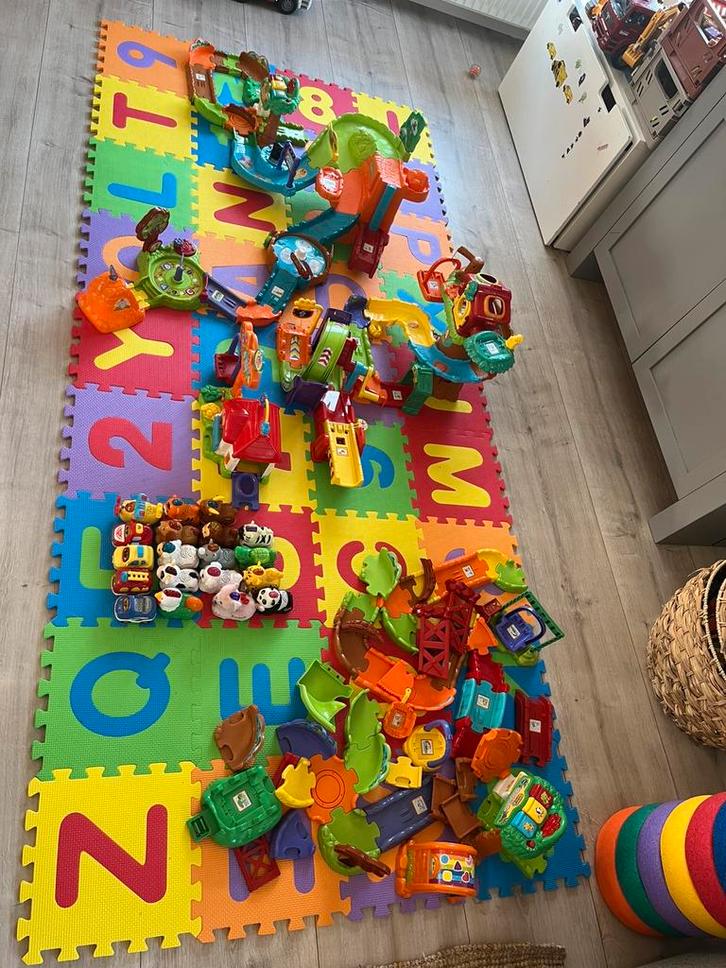 Vtech; Grote verzameling toettoet dieren / zoefzoef autos’s, Kinderen en Baby's, Speelgoed | Speelkleden, Zo goed als nieuw, Ophalen of Verzenden